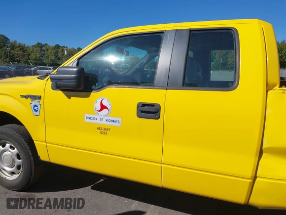 2014 Ford F-150 XL with VIN 1FTFX1EF2EKE47983, listed as a IAAI auction lot 40238853 with 113,029 mi miles. Bid and sale history available at carsss.com. Image 14.
