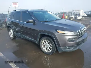 2017 Jeep Cherokee Latitude z VIN 1C4PJLCB7HW668185, wystawiony jako IAAI lot #41826925 z przebiegiem 172 790 mil mil oraz . Historia ofert i sprzedaży dostępna na DreamBid. Obrazek 1.
