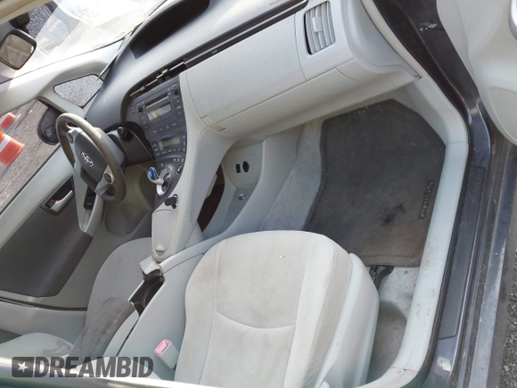 2011 Toyota Prius I with VIN JTDKN3DU9B0253829, listed as a IAAI auction lot 41416197 with 132,469 mi miles and . Bid and sale history available at DreamBid. Image 5.