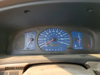 2001 Toyota Sienna CE with VIN 4T3ZF19C11U412899, listed as a Copart auction lot 70303244 with 190,025 mi miles and Salvage Title. Bid and sale history available at carsss.com. Image 9.