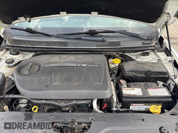 2015 Chrysler 200 C with VIN 1C3CCCCG0FN501601, listed as a Copart auction lot 54541735 with 0 mi miles and Clean Title. Bid and sale history available at carsss.com. Image 7.