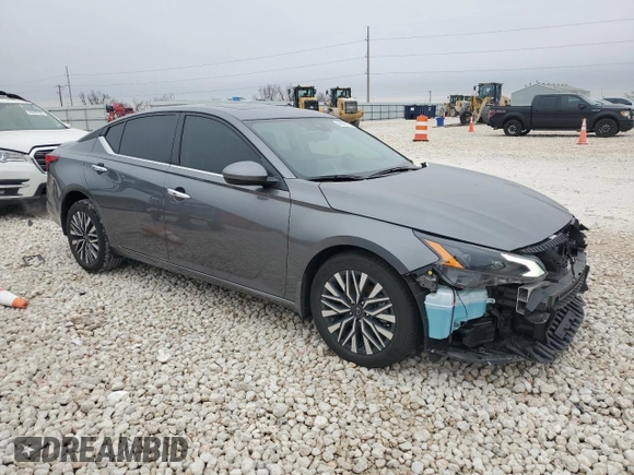 2024 Nissan Altima 2.5 SV with VIN 1N4BL4DW5RN397409, listed as a Copart auction lot 45569115 with 7,917 mi miles and Salvage Title. Bid and sale history available at carsss.com. Image 4.