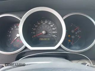 2006 Toyota 4Runner SR5 z VIN JTEZU14R368048088, wystawiony jako IAAI lot #42525731 z przebiegiem 251 367 mil mil oraz . Historia ofert i sprzedaży dostępna na DreamBid. Obrazek 7.