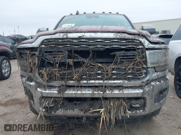 2019 Ram 2500 Limited z VIN 3C6UR5TLXKG514230, wystawiony jako IAAI lot #41628680 z przebiegiem Nie podano mil oraz . Historia ofert i sprzedaży dostępna na DreamBid. Obrazek 6.