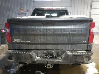 2020 Chevrolet Silverado 1500 LT Trail Boss with VIN 1GCPYFED2LZ285323, listed as a Copart auction lot 44032525 with 37,794 mi miles and Salvage Title. Bid and sale history available at carsss.com. Image 6.