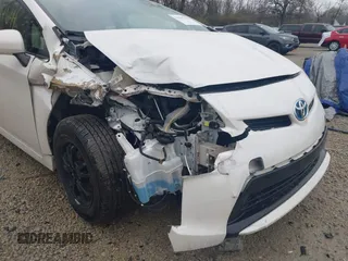 2012 Toyota Prius One with VIN JTDKN3DUXC5460945, listed as a IAAI auction lot 41917644 with 190,113 mi miles. Bid and sale history available at carsss.com. Image 6.