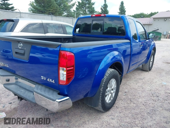 2015 Nissan Frontier SV with VIN 1N6AD0CW1FN767065, listed as a IAAI auction lot 42684729 with 142,212 mi miles and . Bid and sale history available at DreamBid. Image 4.