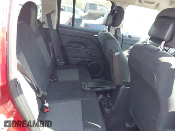 2014 Jeep Patriot Sport with VIN 1C4NJPBA2ED798311, listed as a IAAI auction lot 41893807 with 138,405 mi miles. Bid and sale history available at carsss.com. Image 8.