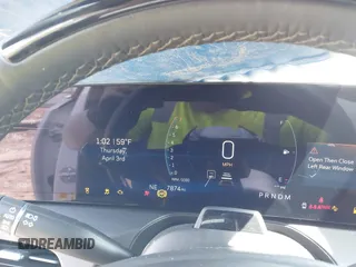 2025 Cadillac CT5 Premium Luxury z VIN 1G6DN5RW3S0106486, wystawiony jako IAAI lot #41960349 z przebiegiem 7 874 mil mil oraz . Historia ofert i sprzedaży dostępna na DreamBid. Obrazek 7.