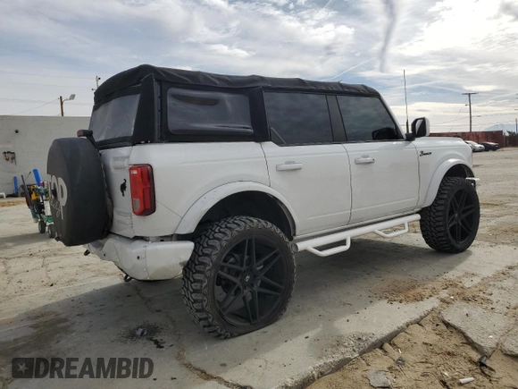 2021 Ford Bronco with VIN 1FMEE5BH5MLB03650, listed as a Copart auction lot 43584385 with 12,104 mi miles and Salvage Title. Bid and sale history available at DreamBid. Image 3.