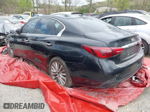 2018 Infiniti Q50 Luxe with VIN JN1EV7APXJM353659, listed as a IAAI auction lot 39289470 with 124,830 mi miles and . Bid and sale history available at DreamBid. Image 3.