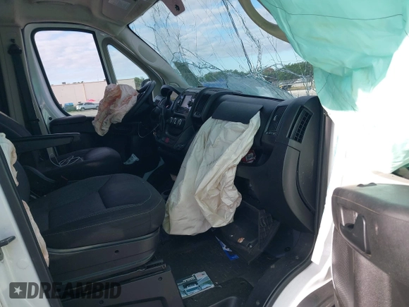 2019 Ram ProMaster Cargo with VIN 3C6TRVBG2KE553793, listed as a IAAI auction lot 42028590 with 72,714 mi miles and . Bid and sale history available at DreamBid. Image 5.