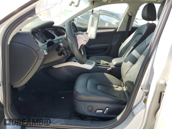 2014 Audi A4 Premium z VIN WAUBFAFL9EN002495, wystawiony jako Copart lot #52257835 z przebiegiem 96 320 mil mil oraz Szkoda całkowita • Salvage title. Historia ofert i sprzedaży dostępna na DreamBid. Obrazek 7.