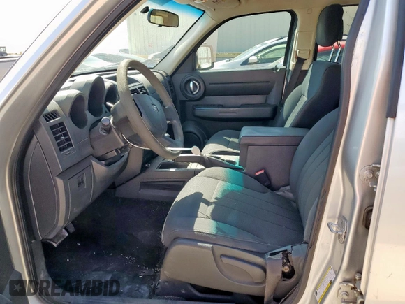 2011 Dodge Nitro Heat with VIN 1D4PT4GK1BW528637, listed as a Copart auction lot 52769545 with 143,539 mi miles and Clean Title. Bid and sale history available at DreamBid. Image 7.