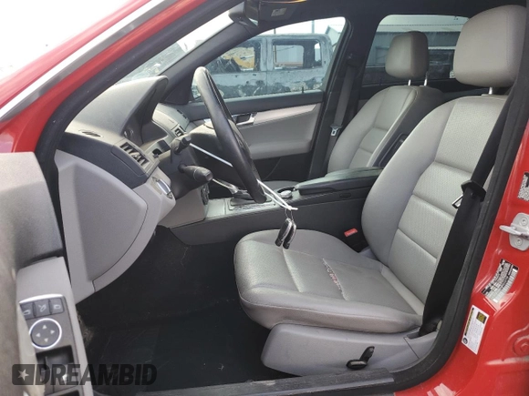 2008 Mercedes-Benz C 300 Sport with VIN WDDGF54X48R033758, listed as a Copart auction lot 59987775 with 125,366 mi miles and Salvage title. Bid and sale history available at DreamBid. Image 7.