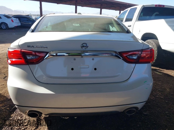 2018 Nissan Maxima SV with VIN 1N4AA6AP8JC386625, listed as a IAAI auction lot 41345154 with 44,441 mi miles and . Bid and sale history available at DreamBid. Image 16.