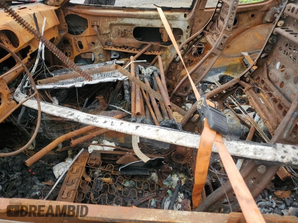 1986 Porsche 944 z VIN WP0AA0958GN152718, wystawiony jako Copart lot #55963875 z przebiegiem Nie podano mil oraz Szkoda całkowita • Salvage title. Historia ofert i sprzedaży dostępna na DreamBid. Obrazek 7.