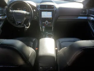 2019 Ford Explorer Limited with VIN 1FM5K8FH7KGB04678, listed as a Copart auction lot 77367714 with 87,657 mi miles and Salvage Title. Bid and sale history available at carsss.com. Image 8.