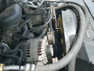2002 Chevrolet S-10 LS с VIN 1GCDT13W32K239841, выставлен на аукционе IAAI как лот 42595721 с пробегом 304 261 миль миль и . История ставок и продаж доступна на DreamBid. Изображение 17.