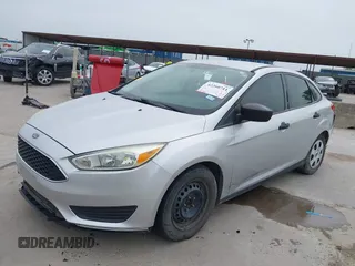 2017 Ford Focus S z VIN 1FADP3E28HL210368, wystawiony jako IAAI lot #42260711 z przebiegiem 69 067 mil mil oraz . Historia ofert i sprzedaży dostępna na DreamBid. Obrazek 2.