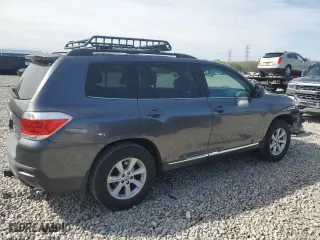 2013 Toyota Highlander with VIN 5TDZK3EH5DS134880, listed as a Copart auction lot 51152125 with 133,503 mi miles and Salvage Title. Bid and sale history available at carsss.com. Image 3.