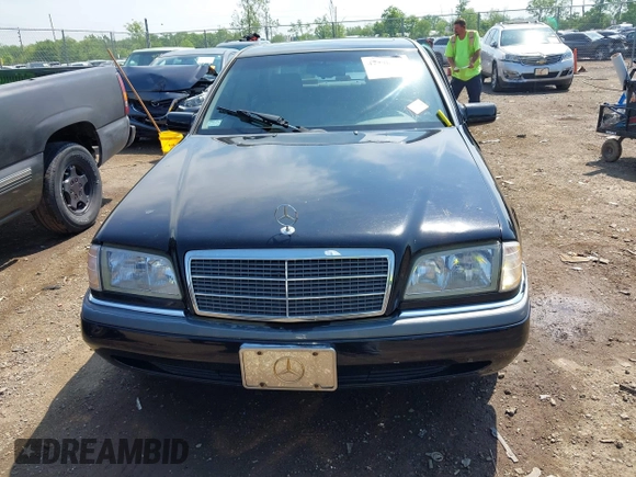 1997 Mercedes-Benz C z VIN WDBHA23E7VF501943, wystawiony jako IAAI lot #42275734 z przebiegiem Nie podano mil oraz . Historia ofert i sprzedaży dostępna na DreamBid. Obrazek 12.