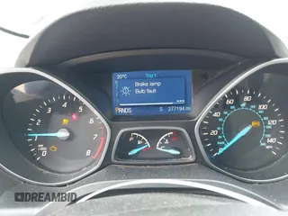 2013 Ford Escape SE with VIN 1FMCU0GX1DUD14948, listed as a IAAI auction lot 41876628 with 277,194 mi miles and . Bid and sale history available at DreamBid. Image 7.