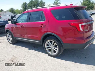 2017 Ford Explorer XLT z VIN 1FM5K8D80HGD76128, wystawiony jako IAAI lot #42114080 z przebiegiem 138 062 mil mil oraz . Historia ofert i sprzedaży dostępna na DreamBid. Obrazek 3.