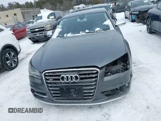 2014 Audi S8 with VIN WAUD2AFD8EN011752, listed as a IAAI auction lot 41556173 with 115,648 mi miles. Bid and sale history available at carsss.com. Image 13.