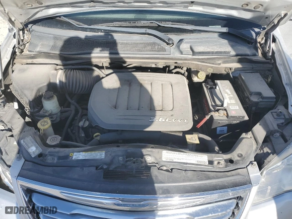 2011 Chrysler Town & Country Touring with VIN 2A4RR5DG4BR675824, listed as a Copart auction lot 74389124 with 183,103 mi miles and Salvage Title. Bid and sale history available at carsss.com. Image 12.