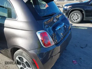 2017 FIAT 500e with VIN 3C3CFFGE6HT682417, listed as a IAAI auction lot 41432822 with 73,447 mi miles. Bid and sale history available at carsss.com. Image 19.