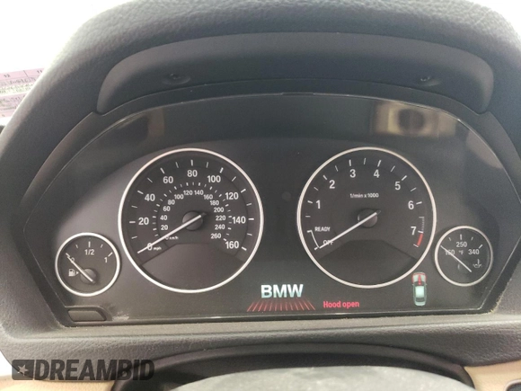 2014 BMW 3 Series 320i xDrive with VIN WBA3C3C53EP661742, listed as a Copart auction lot 62230775 with Not provided miles and Clean title. Bid and sale history available at DreamBid. Image 9.