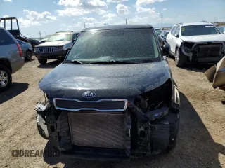 2016 Kia Soul with VIN KNDJN2A2XG7388082, listed as a Copart auction lot 47022414 with 60,394 mi miles and Salvage Title. Bid and sale history available at carsss.com. Image 5.