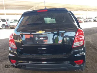 2018 Chevrolet Trax LS with VIN 3GNCJKSB0JL334237, listed as a IAAI auction lot 41992791 with 121,521 mi miles. Bid and sale history available at carsss.com. Image 17.