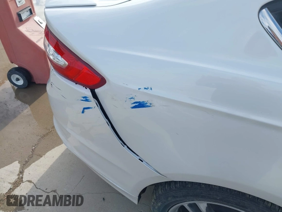 2016 Ford Fusion SE Hybrid z VIN 3FA6P0LU2GR202472, wystawiony jako IAAI lot #42637403 z przebiegiem Nie podano mil oraz . Historia ofert i sprzedaży dostępna na DreamBid. Obrazek 6.