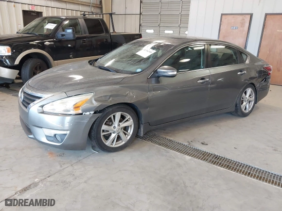 2015 Nissan Altima 2.5 with VIN 1N4AL3AP5FC256379, listed as a IAAI auction lot 41764300 with 144,339 mi miles. Bid and sale history available at carsss.com. Image 17.