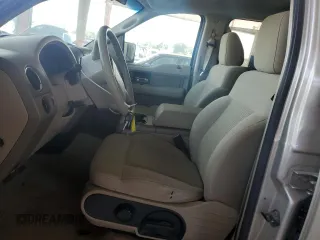 2007 Ford F-150 XLT z VIN 1FTRW14W97FA23701, wystawiony jako Copart lot #44778965 z przebiegiem 185 750 mil mil oraz Czysty tytuł • Clean title. Historia ofert i sprzedaży dostępna na DreamBid. Obrazek 7.