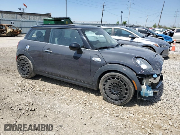 2016 MINI Hardtop S with VIN WMWXP7C56G2A43878, listed as a Copart auction lot 53812665 with 67,948 mi miles and Salvage Title. Bid and sale history available at DreamBid. Image 4.