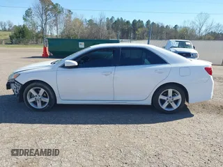 2013 Toyota Camry L with VIN 4T1BF1FK1DU287011, listed as a IAAI auction lot 41864921 with 54,946 mi miles. Bid and sale history available at carsss.com. Image 15.