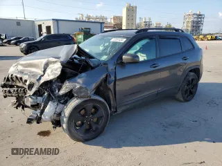 2019 Jeep Cherokee Altitude with VIN 1C4PJMLX7KD302103, listed as a Copart auction lot 72351434 with Not Provided miles and Salvage Title. Bid and sale history available at DreamBid. Image 1.