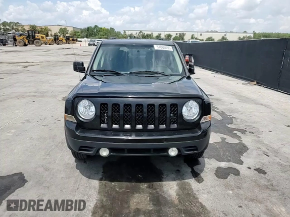 2015 Jeep Patriot Sport z VIN 1C4NJPBBXFD203960, wystawiony jako Copart lot #57860435 z przebiegiem 239 164 mil mil oraz Szkoda całkowita • Salvage title. Historia ofert i sprzedaży dostępna na DreamBid. Obrazek 14.
