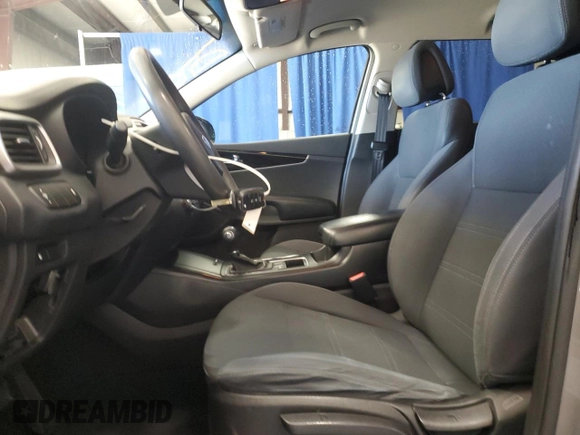 2016 Kia Sorento L with VIN 5XYPG4A36GG177506, listed as a Copart auction lot 49678365 with 176,334 mi miles and Clean Title. Bid and sale history available at DreamBid. Image 7.