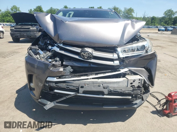 2017 Toyota Highlander XLE with VIN 5TDJZRFH9HS412874, listed as a Copart auction lot 62018815 with 109,212 mi miles and Salvage title. Bid and sale history available at DreamBid. Image 5.