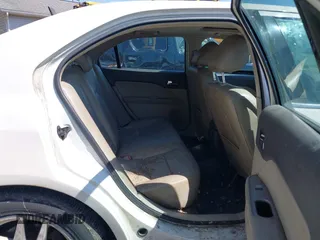2011 Ford Fusion SEL with VIN 3FAHP0JG3BR160179, listed as a IAAI auction lot 41672819 with 164,195 mi miles and . Bid and sale history available at DreamBid. Image 8.