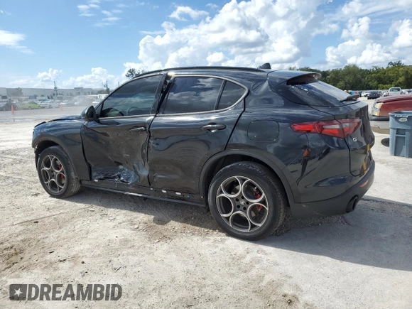 2022 Alfa Romeo Stelvio Sprint z VIN ZASPAKAN1N7D48283, wystawiony jako Copart lot #75964424 z przebiegiem 25 433 mil mil oraz Szkoda całkowita • Salvage title. Historia ofert i sprzedaży dostępna na DreamBid. Obrazek 2.