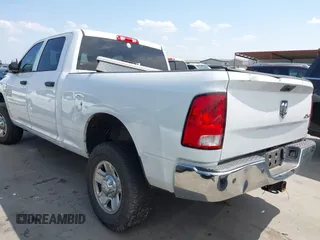 2016 Ram 2500 Tradesman with VIN 3C6UR5CJ8GG307387, listed as a IAAI auction lot 42296520 with 189,485 mi miles and . Bid and sale history available at DreamBid. Image 3.