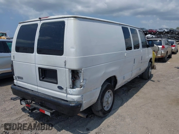 2008 Ford Econoline Cargo Commercial z VIN 1FTNE14W98DA34986, wystawiony jako IAAI lot #42216226 z przebiegiem 310 474 mil mil oraz . Historia ofert i sprzedaży dostępna na DreamBid. Obrazek 4.