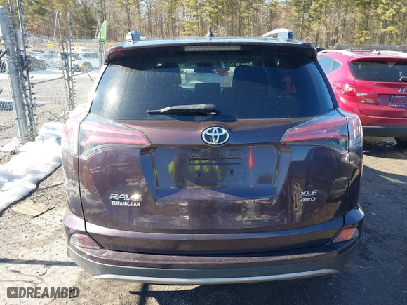 2018 Toyota RAV4 XLE with VIN 2T3RFREV6JW839890, listed as a IAAI auction lot 41654804 with 72,038 mi miles. Bid and sale history available at carsss.com. Image 16.