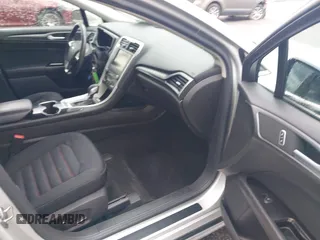 2016 Ford Fusion SE with VIN 3FA6P0T92GR307623, listed as a IAAI auction lot 42201937 with 195,789 mi miles and . Bid and sale history available at DreamBid. Image 5.