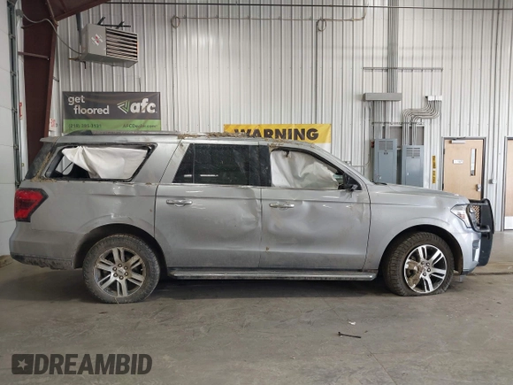 2022 Ford Expedition Max Limited with VIN 1FMJK2AT7NEA30105, listed as a IAAI auction lot 42583276 with 84,334 mi miles and . Bid and sale history available at DreamBid. Image 13.